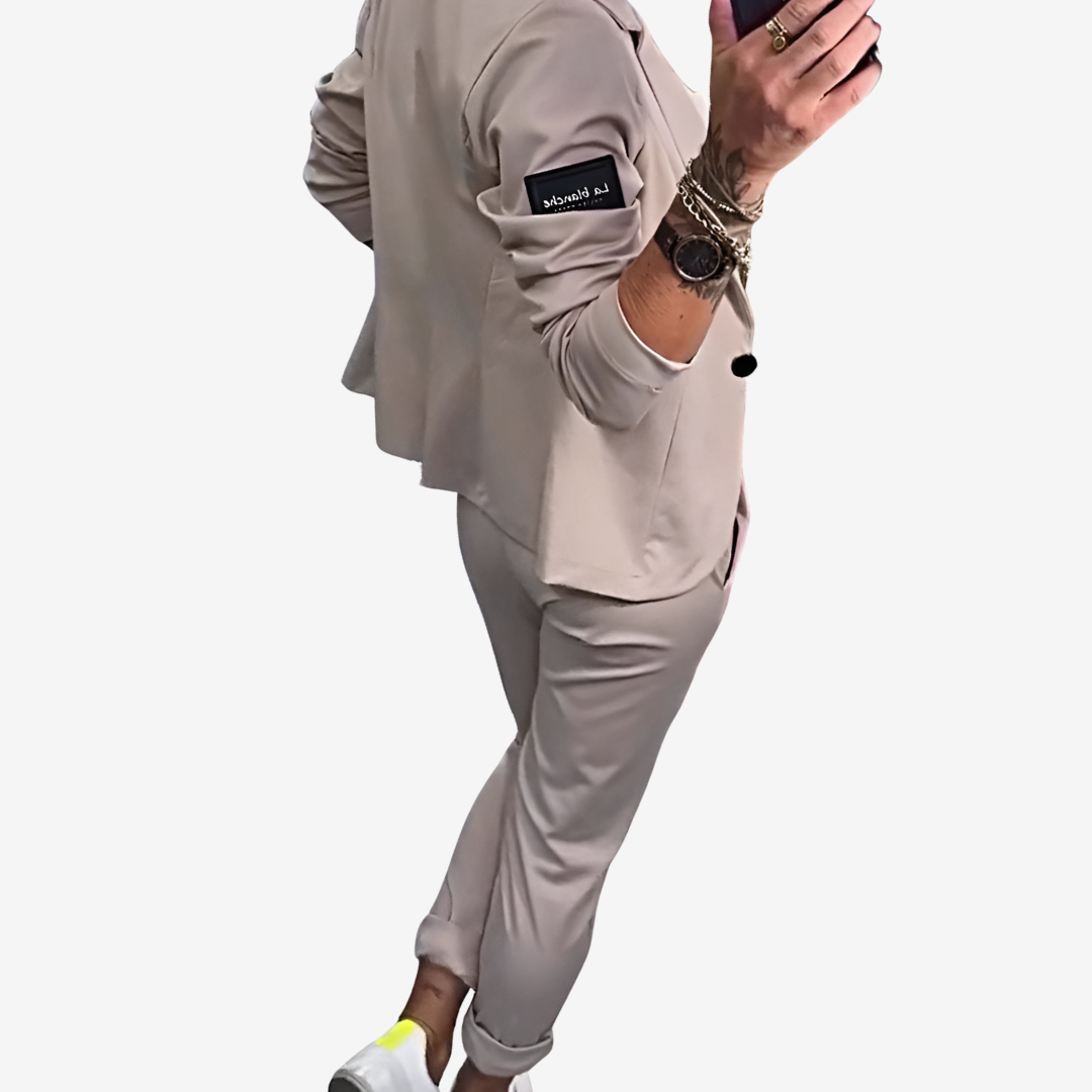 Anne™ Modern Ensemble