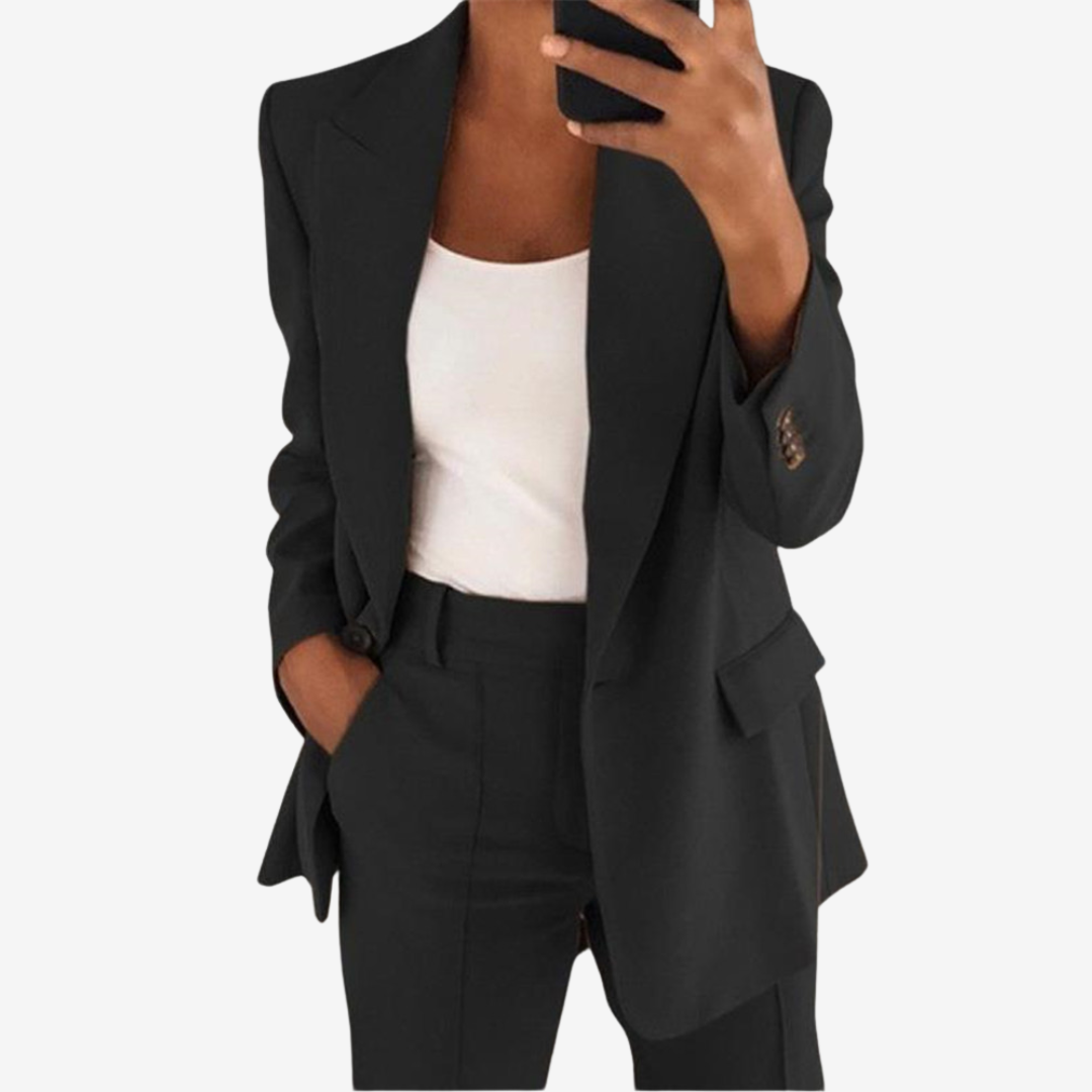 Léonora™ Two-Piece Set