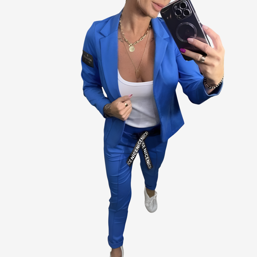 Anne™ Modern Ensemble