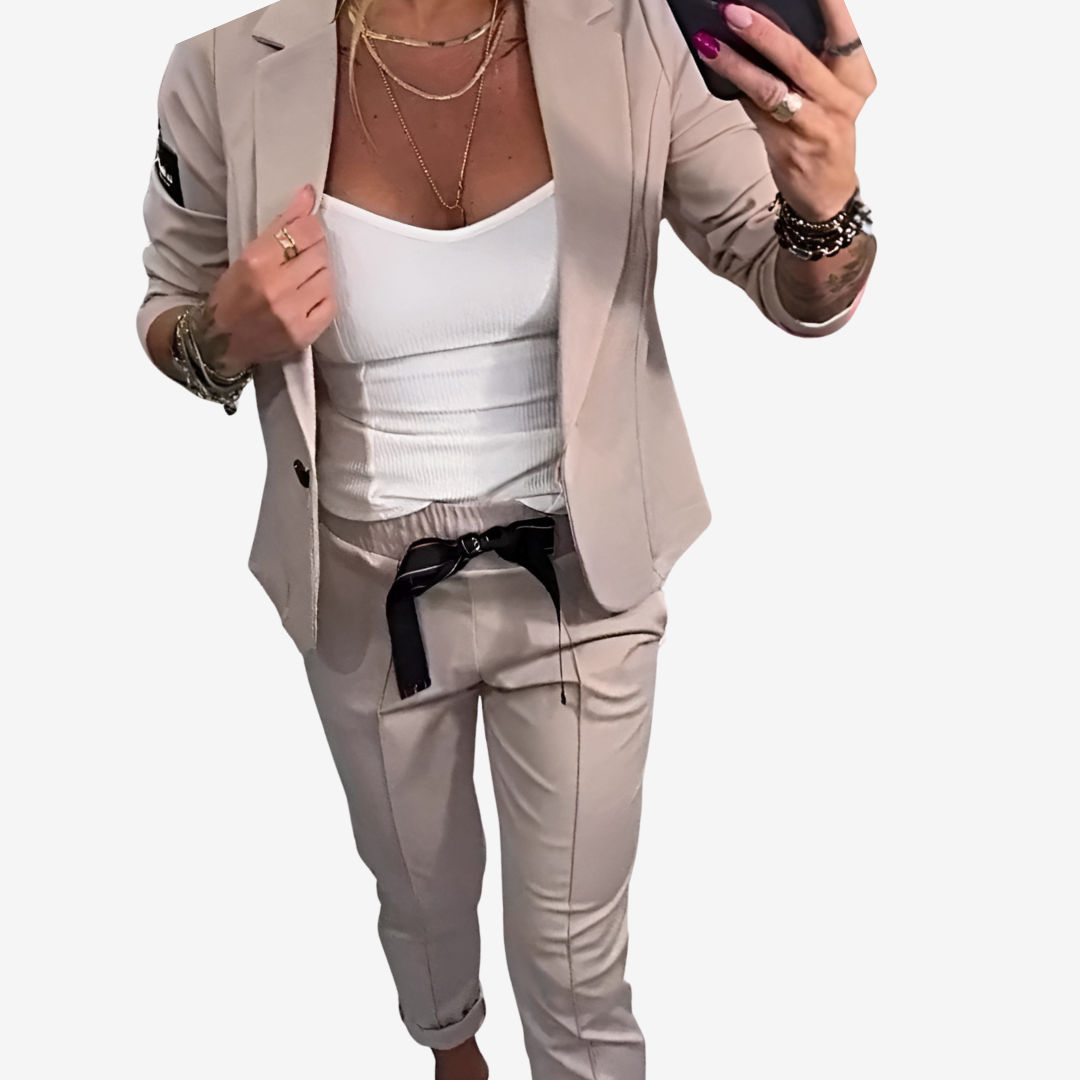 Anne™ Modern Ensemble